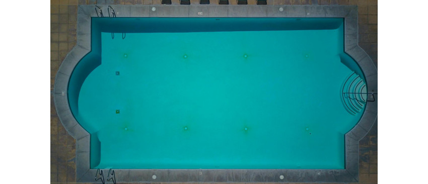 Constructie piscina din beton - etape esentiale pentru un rezultat durabil si functional