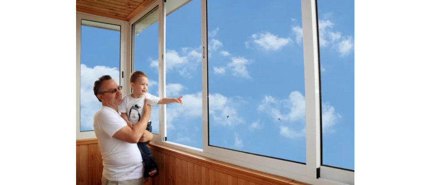 Amenajare balcon inchis: sfaturi, reguli, echipamente potrivite si idei de amenajare