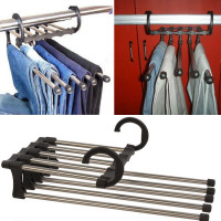 Umeras pliabil pentru 5 perechi de pantaloni, suport metalic cromat Umeras pliabil pentru 5 perechi de pantaloni, suport metalic cromat
