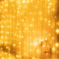 Ghirlanda luminoasa tip perdea 300 LED-uri, 3x3m, pentru interior, cu telecomanda, alb cald (galben) Ghirlanda luminoasa tip perdea 300 LED-uri, 3x3m, pentru interior, cu telecomanda, alb cald (galben)