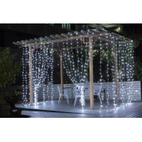 Ghirlanda luminoasa 300 LED-uri, 3m, pentru interior/exterior, telecomanda, iluminare alba Ghirlanda luminoasa 300 LED-uri, 3m, pentru interior/exterior, telecomanda, iluminare alba