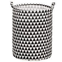 Cos depozitare haine sau jucarii, 45x35cm, bumbac si in, 55 l, triunghiuri, negru alb