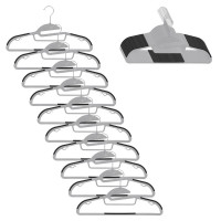 Set de 20 de umerase antiderapante pentru haine, din PE, cu carlig metalic rotativ, 41 cm, gri si negru Set de 20 de umerase antiderapante pentru haine, din PE, cu carlig metalic rotativ, 41 cm, gri si negru